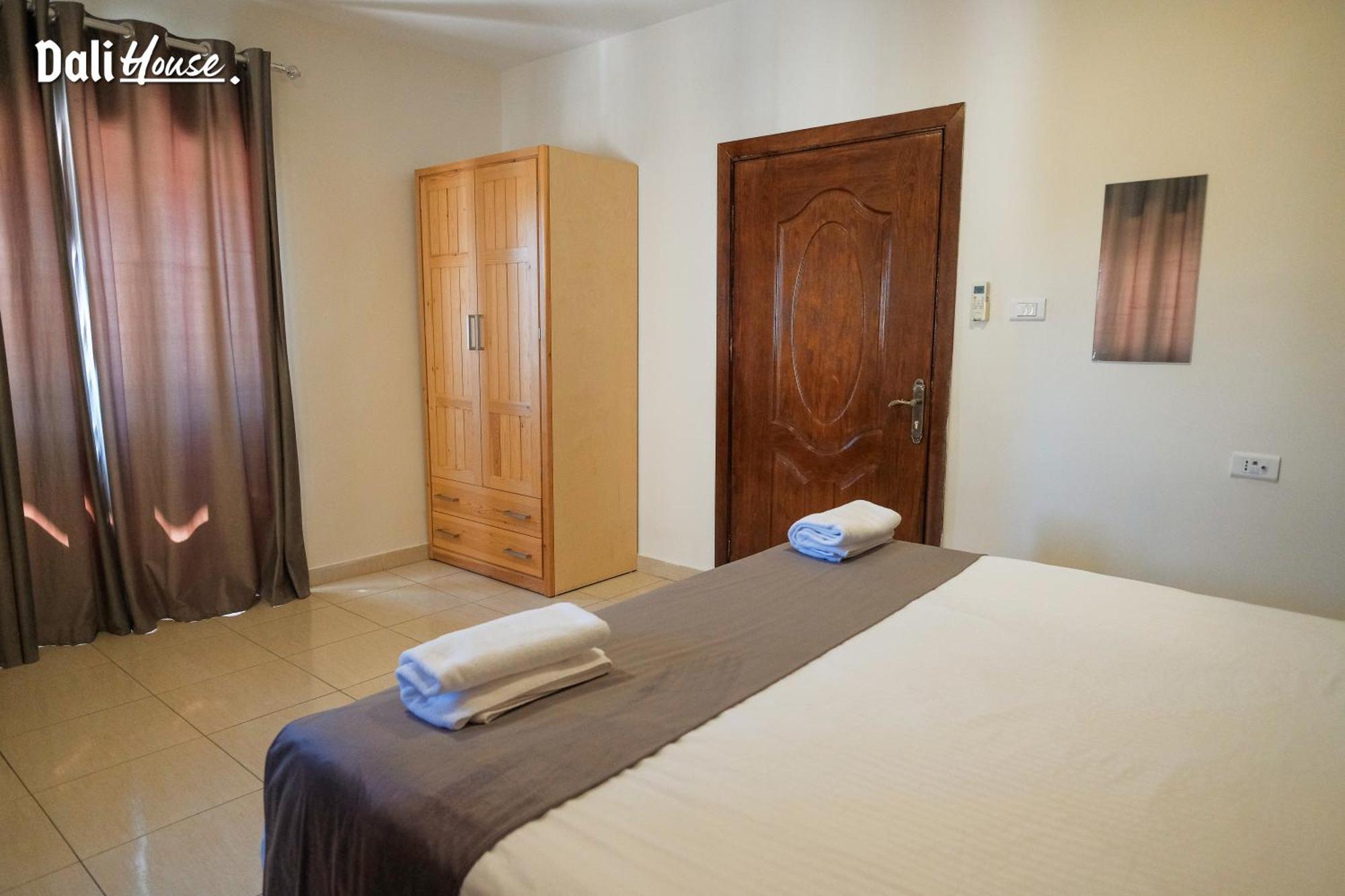 Dali House Hotel Amman Bagian luar foto
