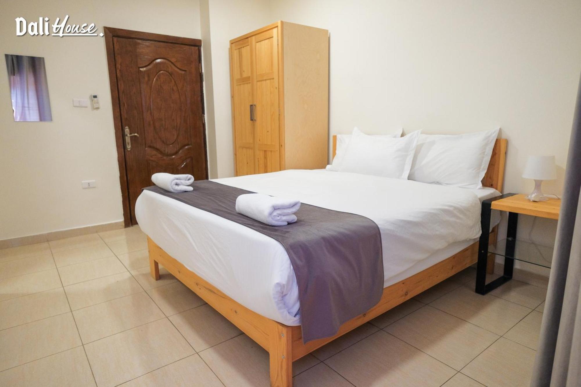 Dali House Hotel Amman Bagian luar foto
