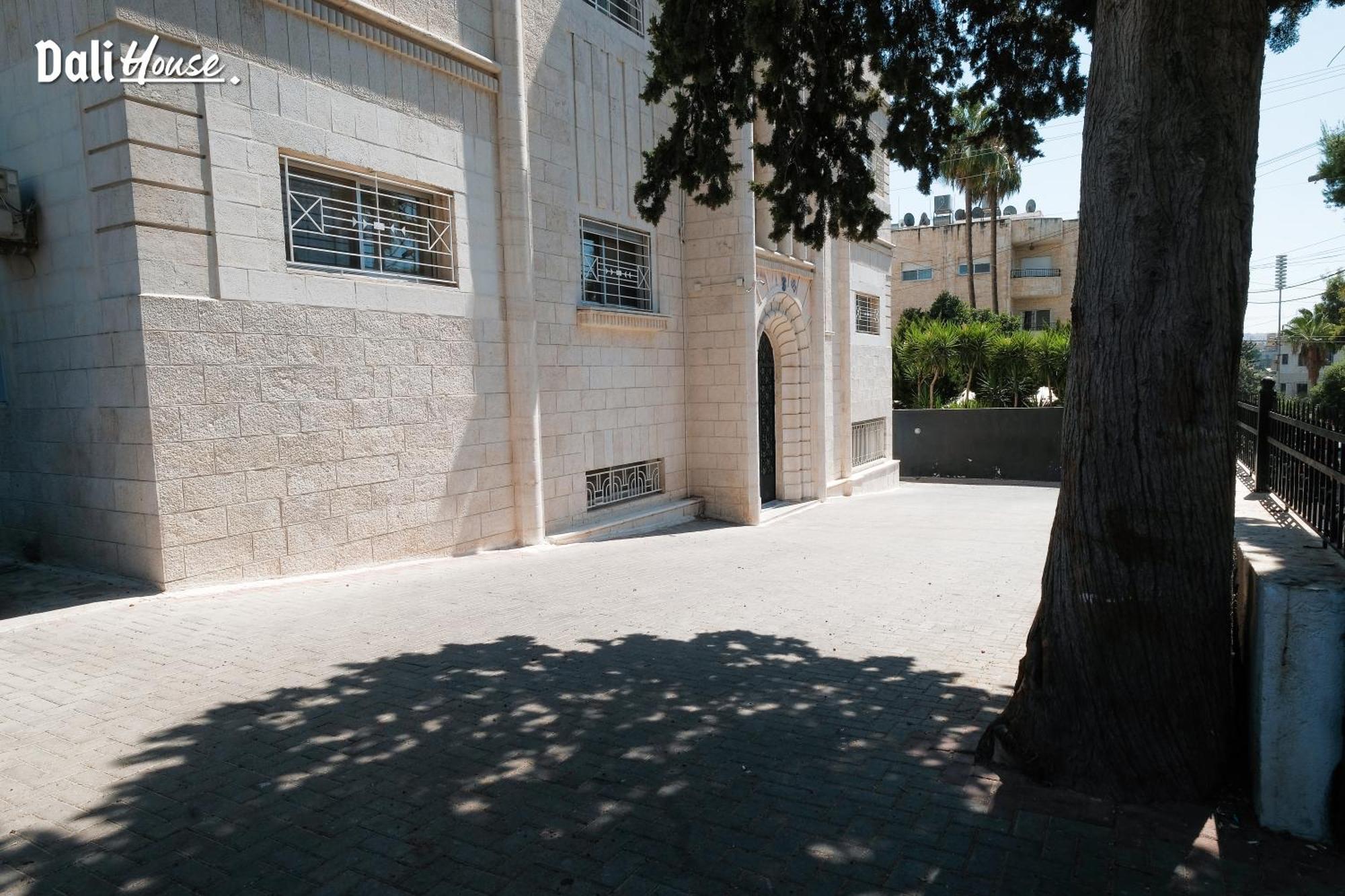 Dali House Hotel Amman Bagian luar foto